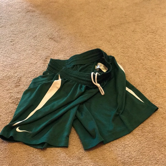 Nike Shorts Green Poshmark